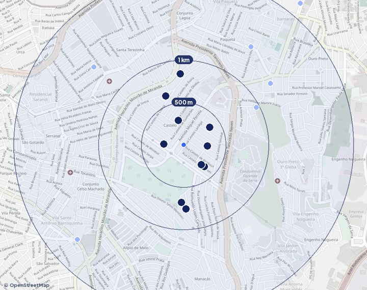 Mapa de Castelo com os empreendimentos e raios de 500 m, 1 km e 2 km